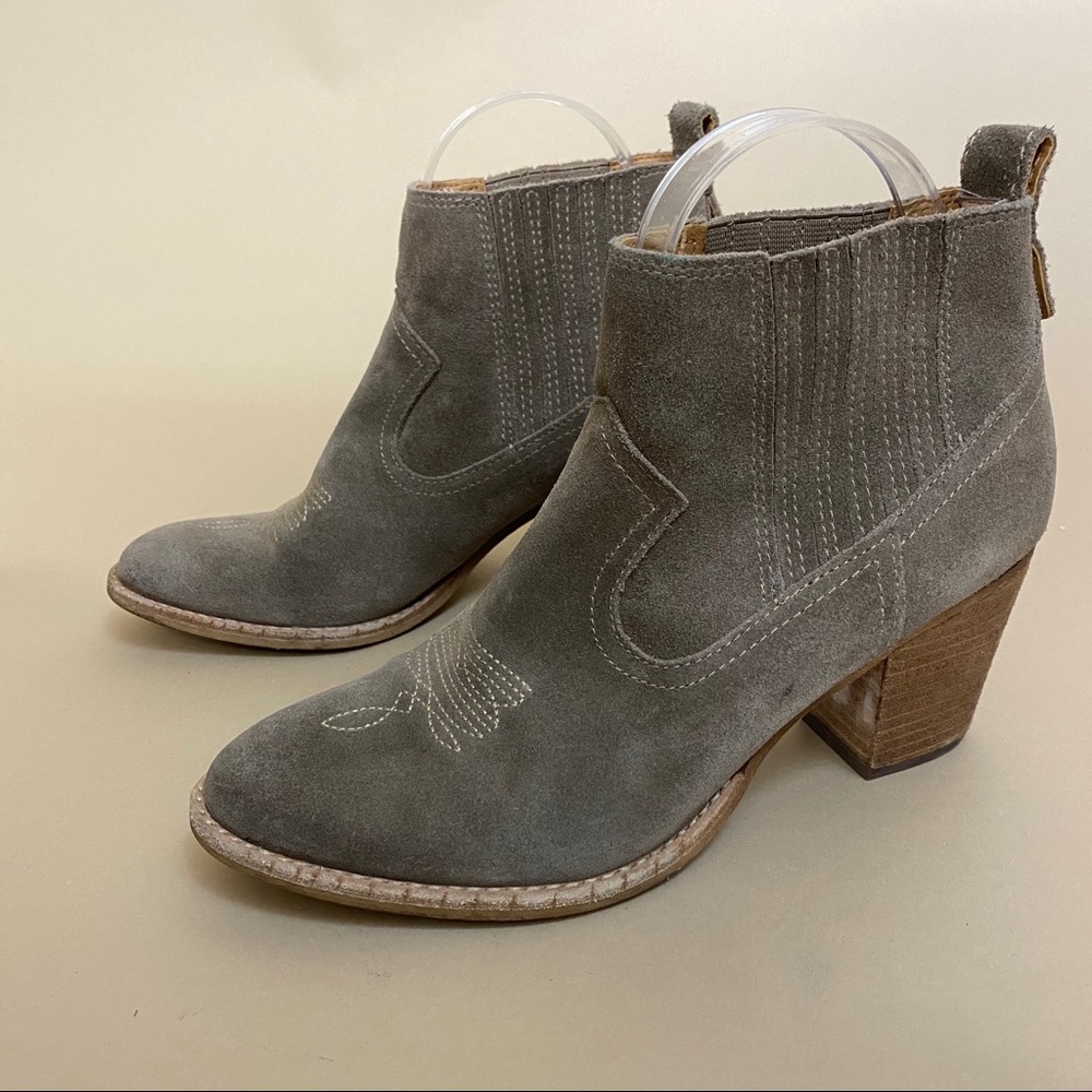 Dolce Vita Jones Western Style Suede Bootie 8